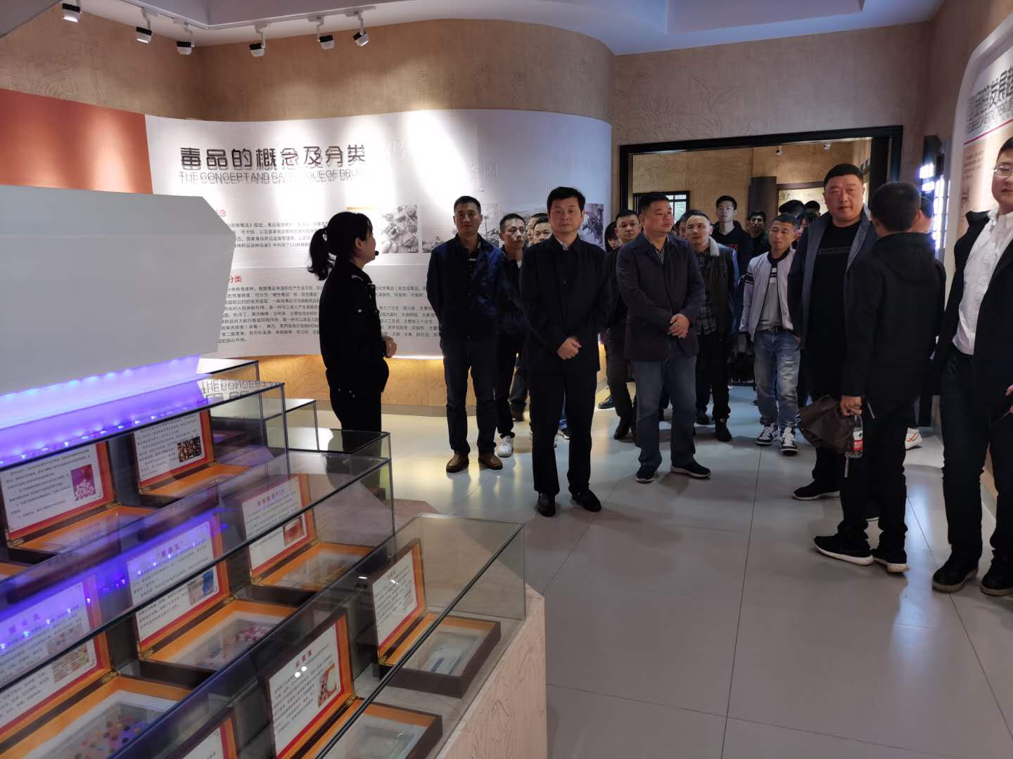 图片 4.png 图片 4.png