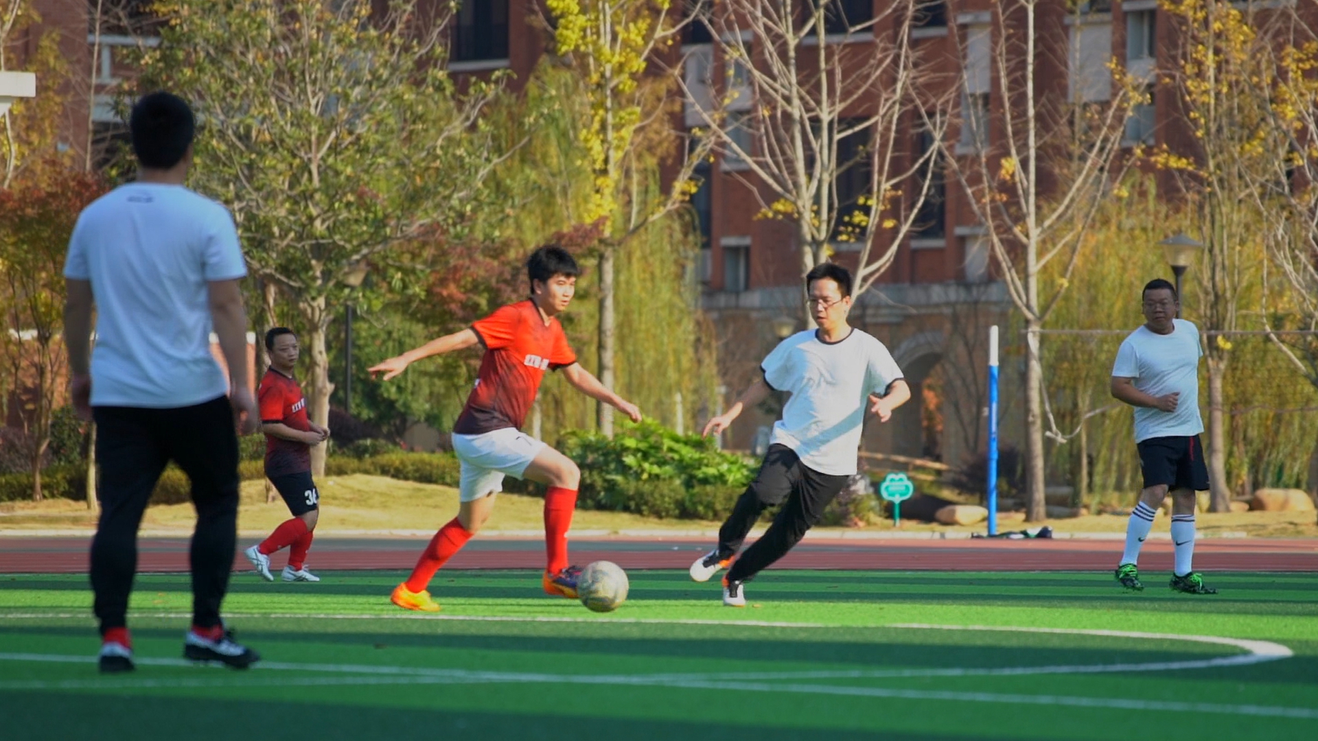 微信图片_20201116094903.jpg 微信图片_20201116094903.jpg