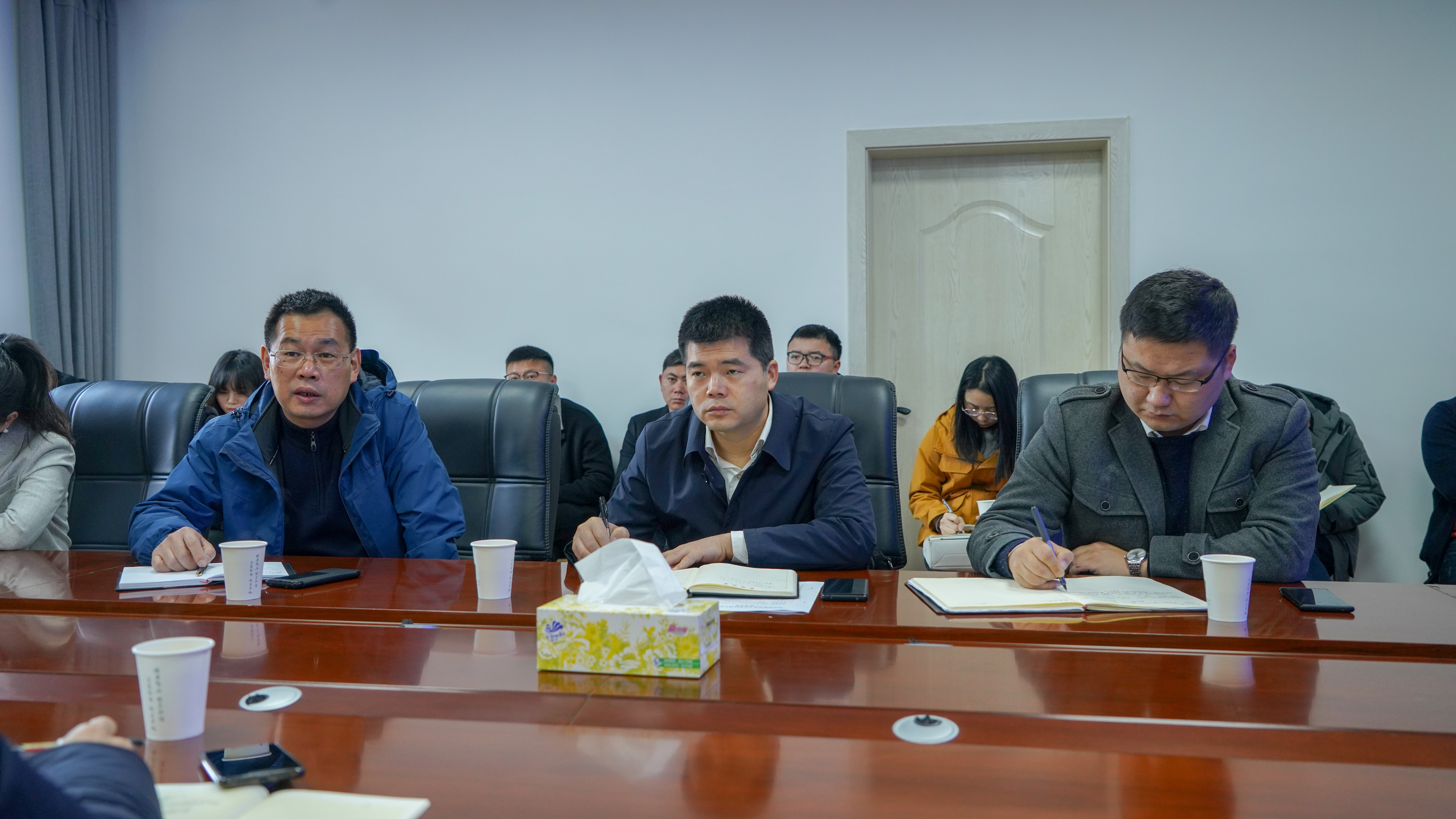 2.20洞庭南路复工复产大作战.jpg 2.20洞庭南路复工复产大作战.jpg