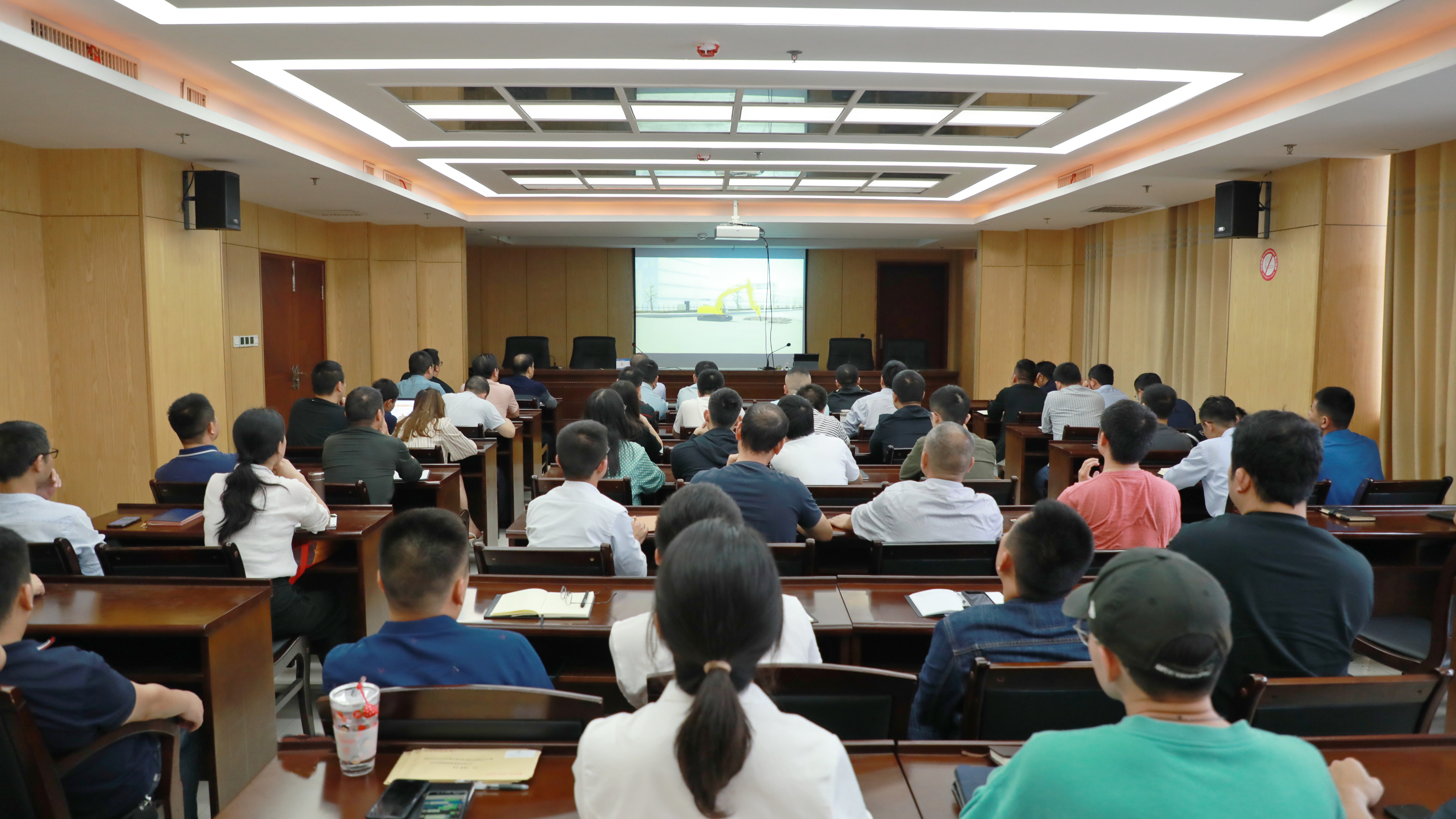 微信图片_20210527174950.jpg 微信图片_20210527174950.jpg